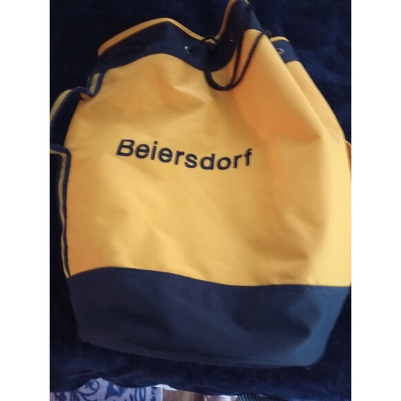 Air-Tex Boating Convertable Backpack Duffle Bag Yellow Navy NEW - Picture 10 of 11